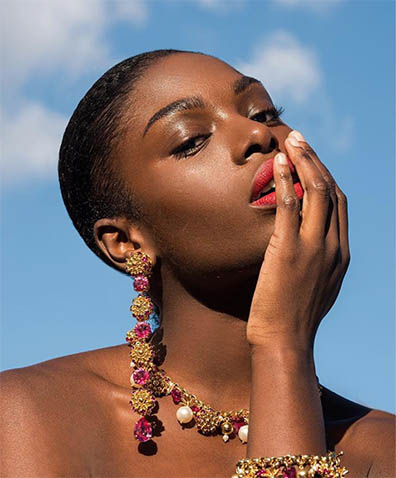 Lyndsey Songa x Myngled : La routine beauté de Lyndsey Songa, mannequin, styliste et blogueuse.